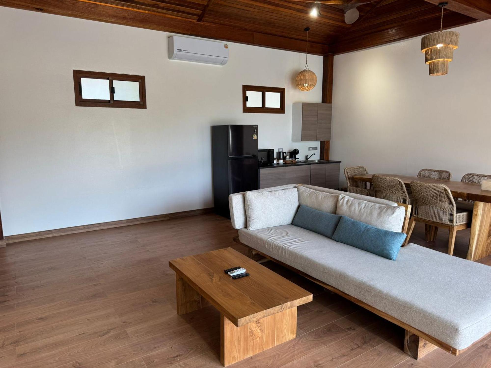 Ten Moons Sunset Villas Koh Lipe Exterior photo