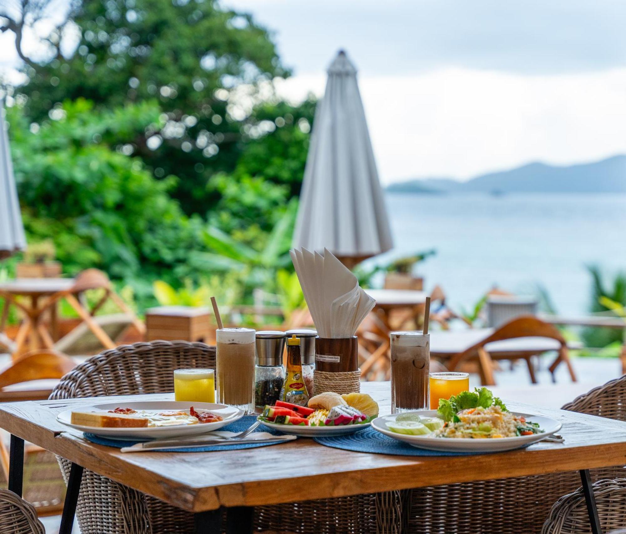 Ten Moons Sunset Villas Koh Lipe Exterior photo