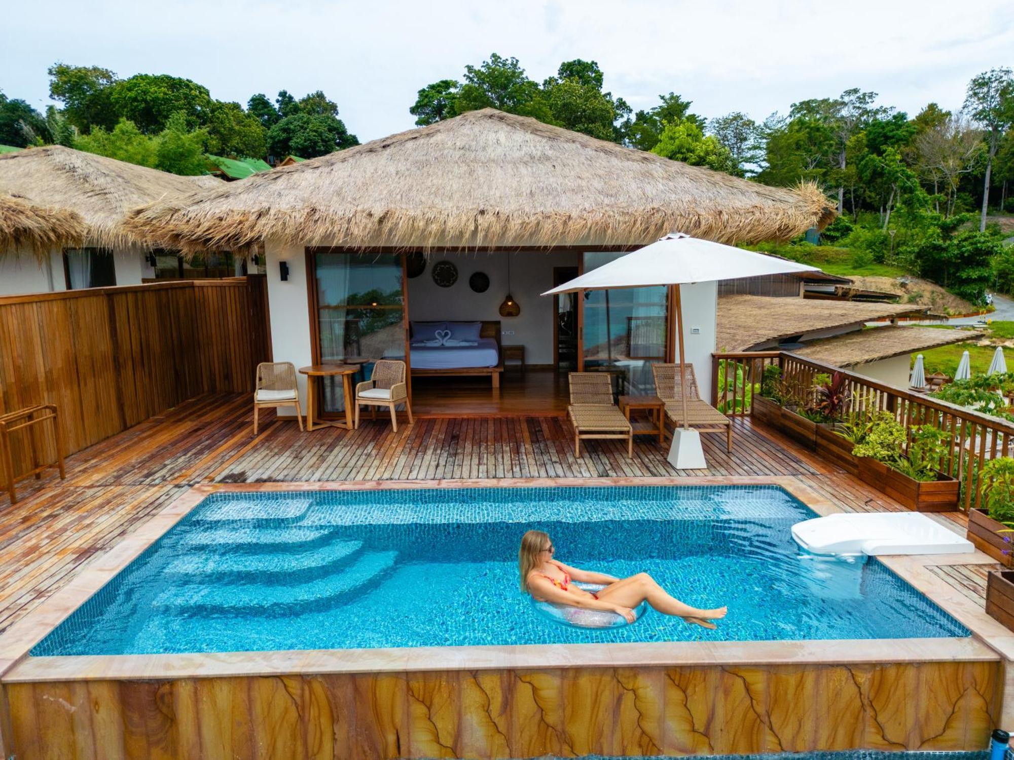 Ten Moons Sunset Villas Koh Lipe Exterior photo